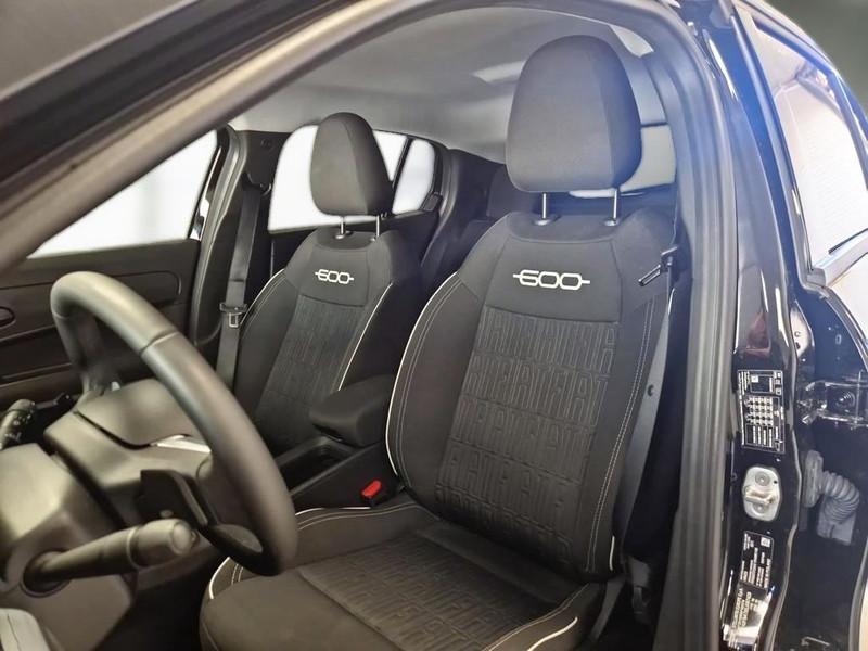 FIAT 600 1.2 HYBRID 100 CV BUSINESS AUTO SUV