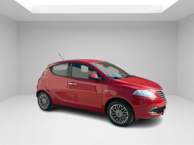 Lancia Ypsilon 1.2 69 CV 5 porte S&S Silver