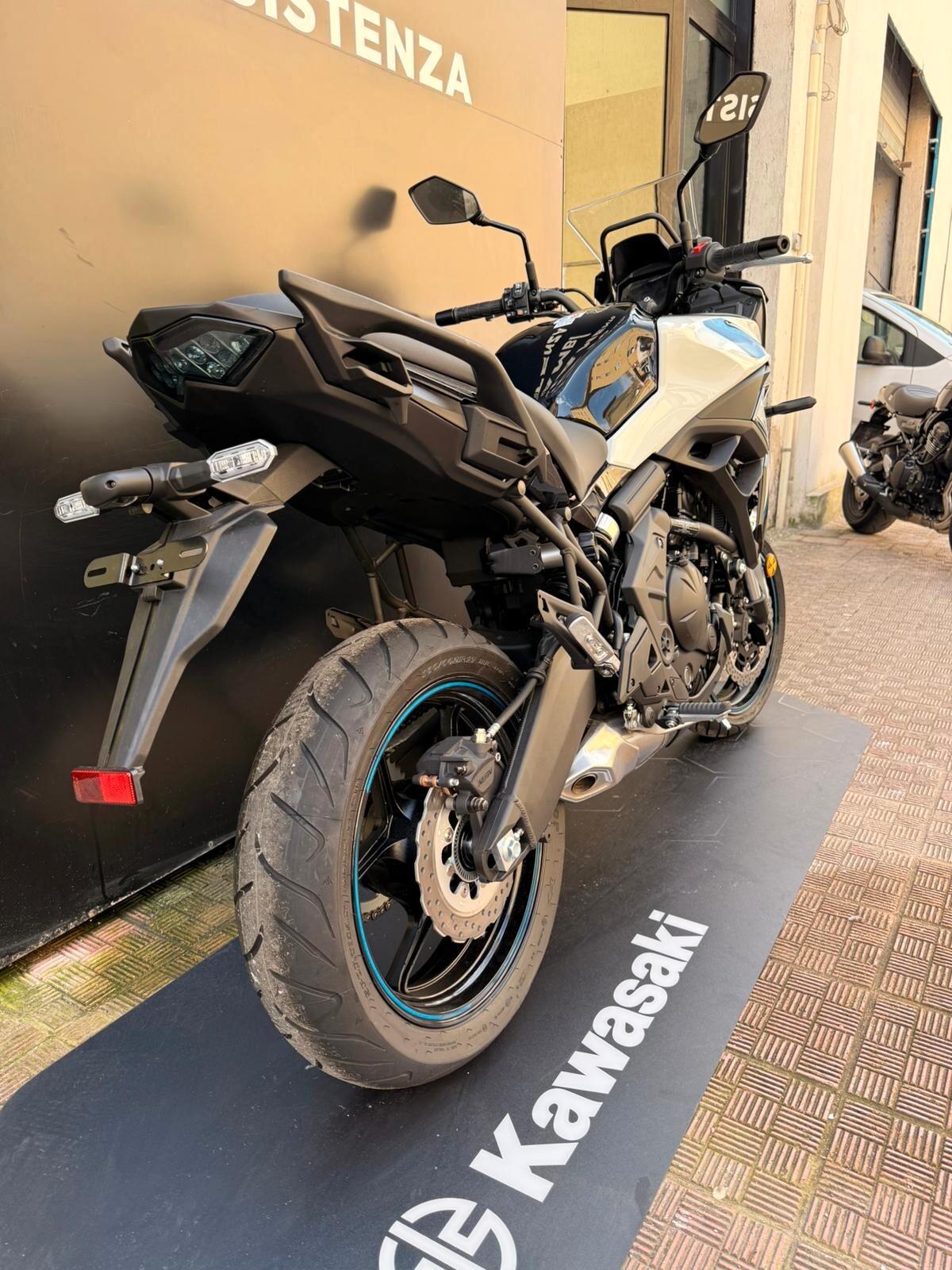 Kawasaki Versys 650 MY25 – Promo 7.090€ – Ultimi 2 disponibili