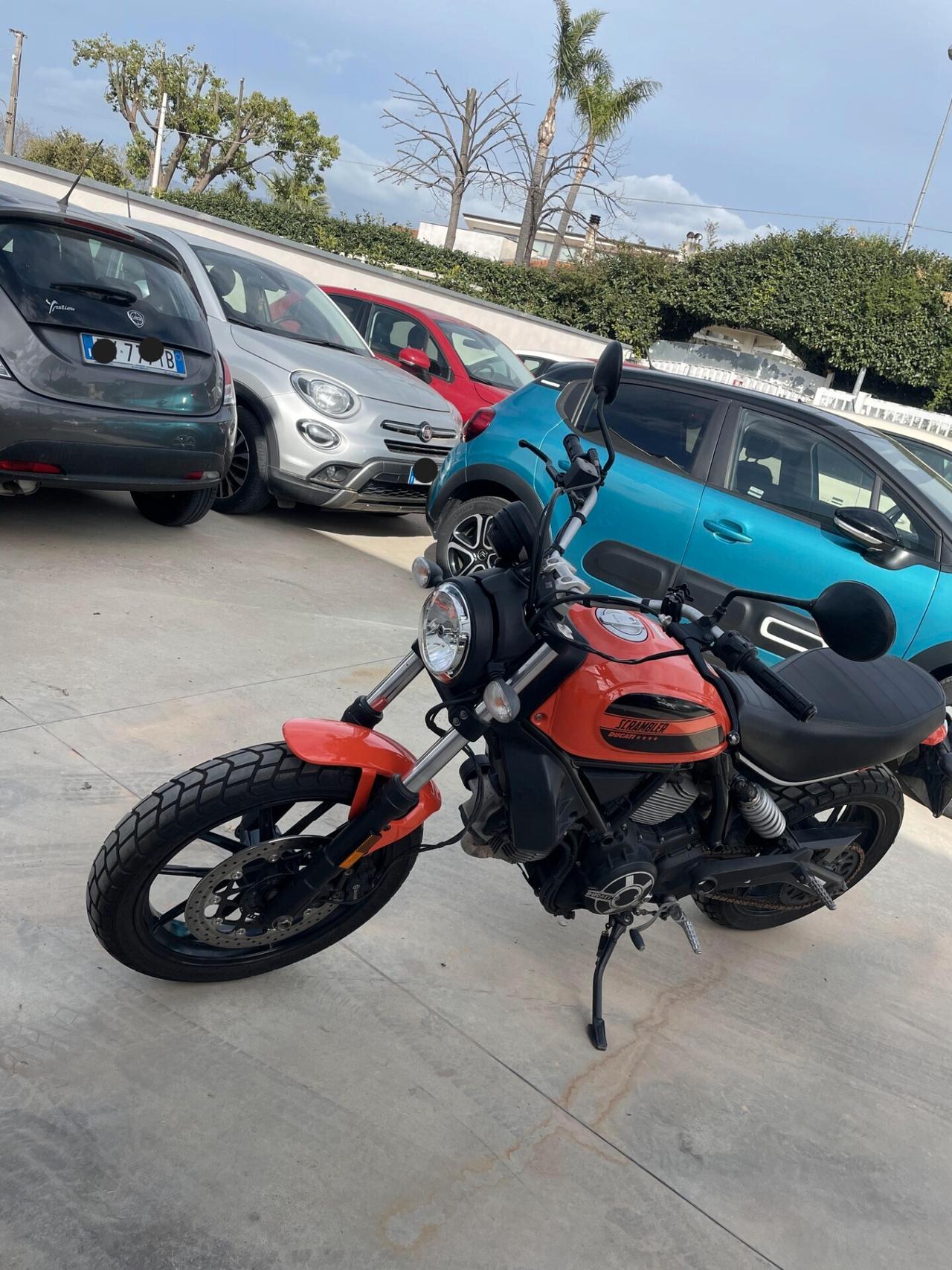 Ducati Scrambler Sixty