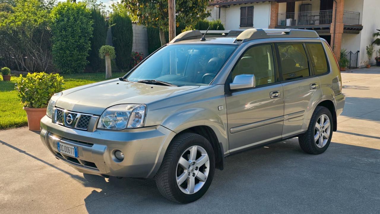 NISSAN X TRAIL 2.2 DIESEL 4X4 TETTO APRIBILE