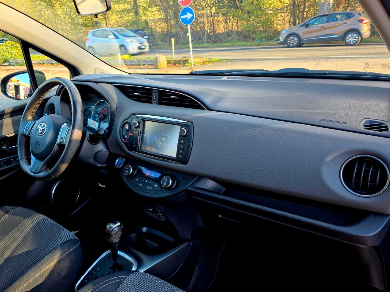 Toyota Yaris 1.5 Hybrid 5 porte Active 2014-E6 Automatico NEO