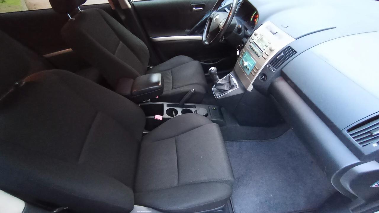 Toyota Corolla Verso 1.6 16V Sol