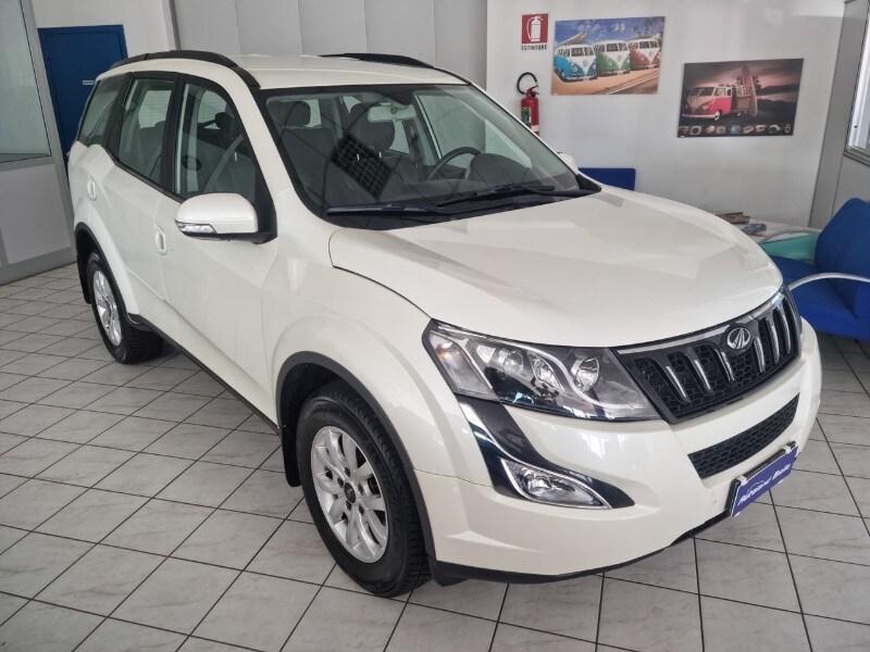 MAHINDRA XUV500 XUV500 2.2 16V AWD W10