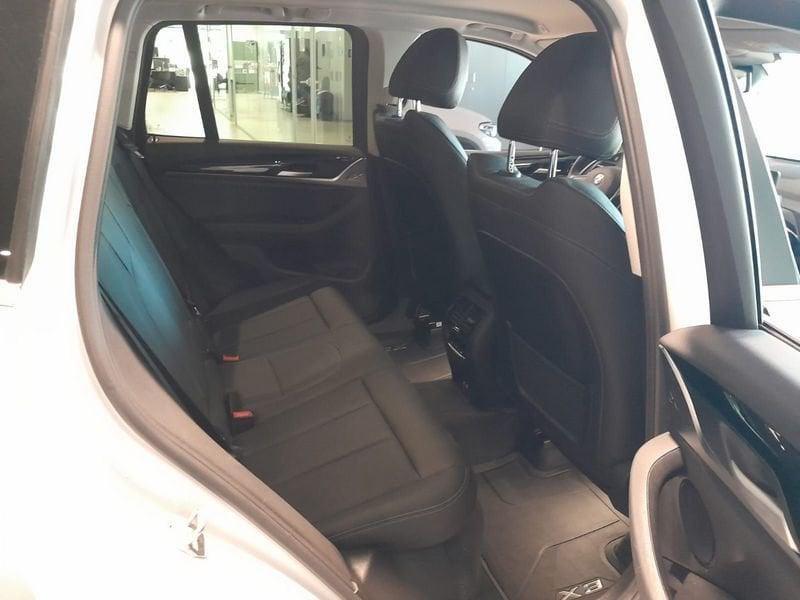 BMW X3 xdrive20d mhev 48V auto