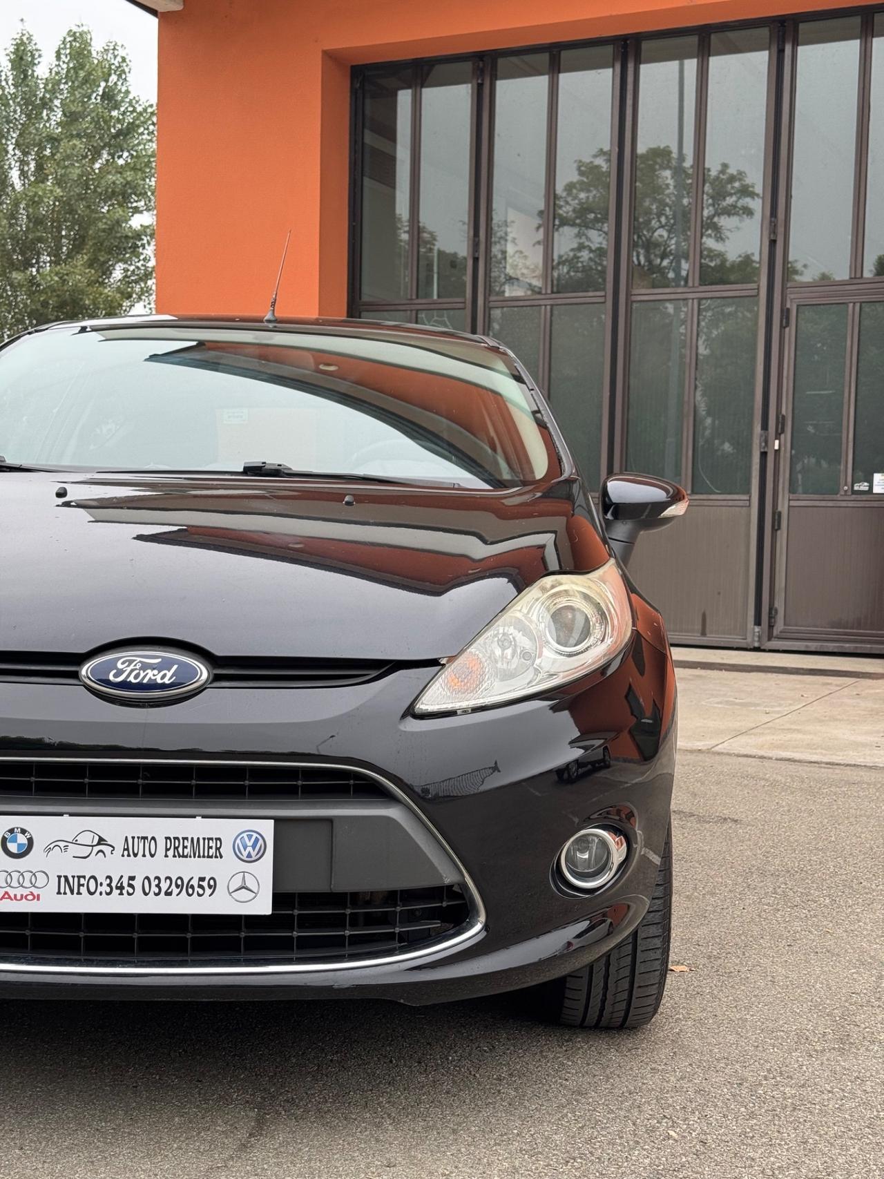 Ford Fiesta 1.2 benzina-gpl 82 CV si neopatentati