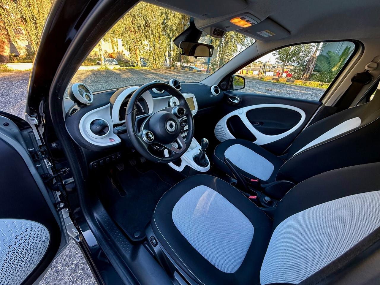 SMART FORFOUR 70 1.0 PASSION