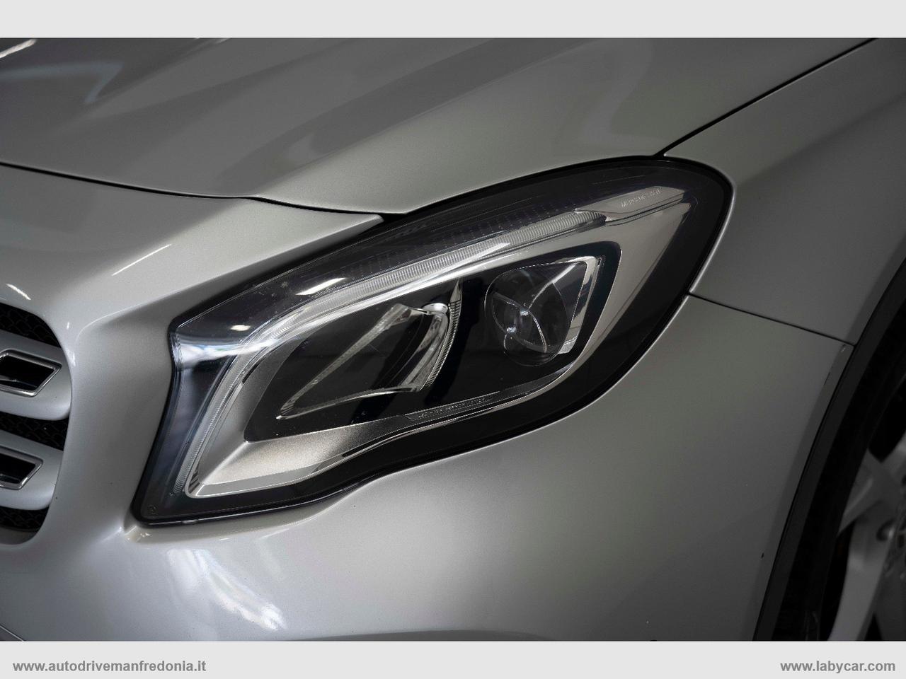 MERCEDES-BENZ GLA 220 CDI Automatic Premium