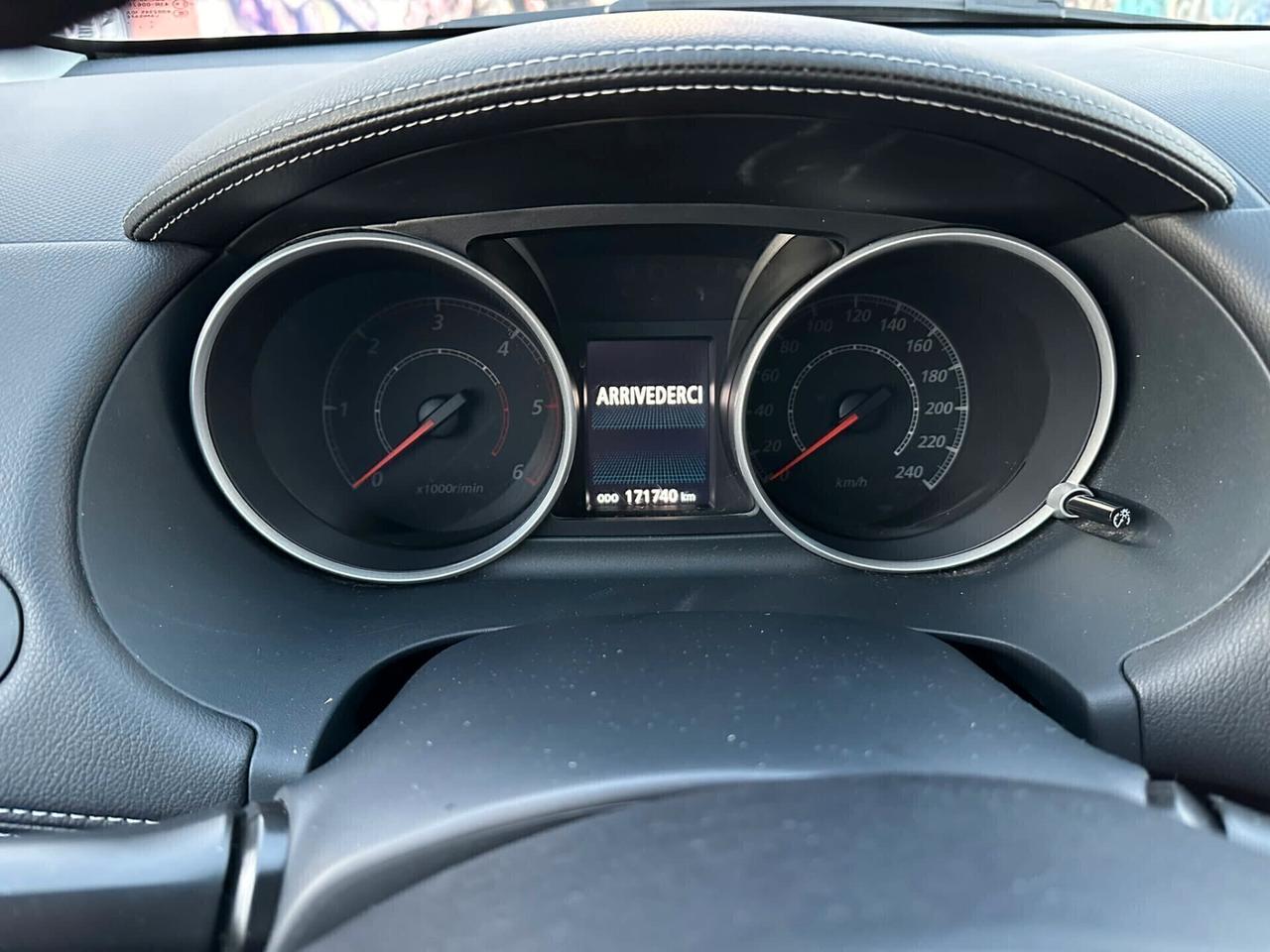 Mitsubishi Outlander 2.2 DI-D Intense DPF