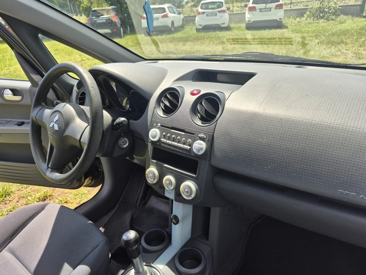 Mitsubishi Colt 1.1 12V 5 porte Adatta a Neopatentati