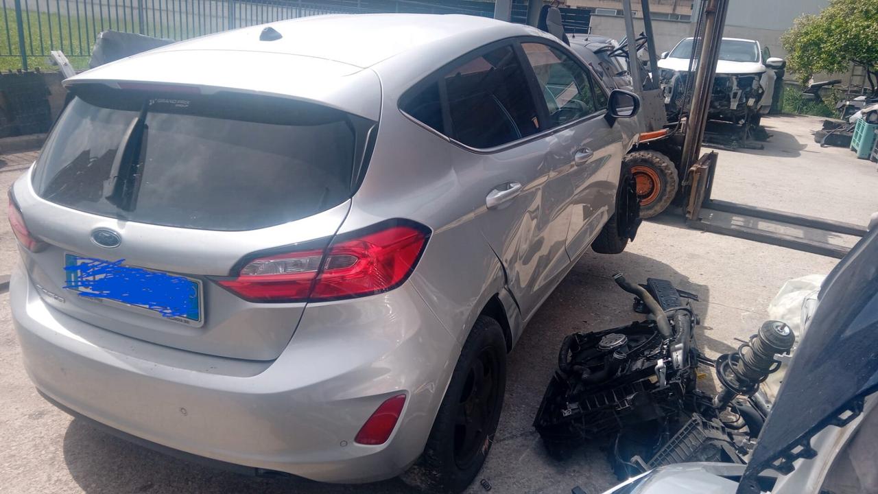 Ford Fiesta 1.1 75 CV 5 RICAMBI