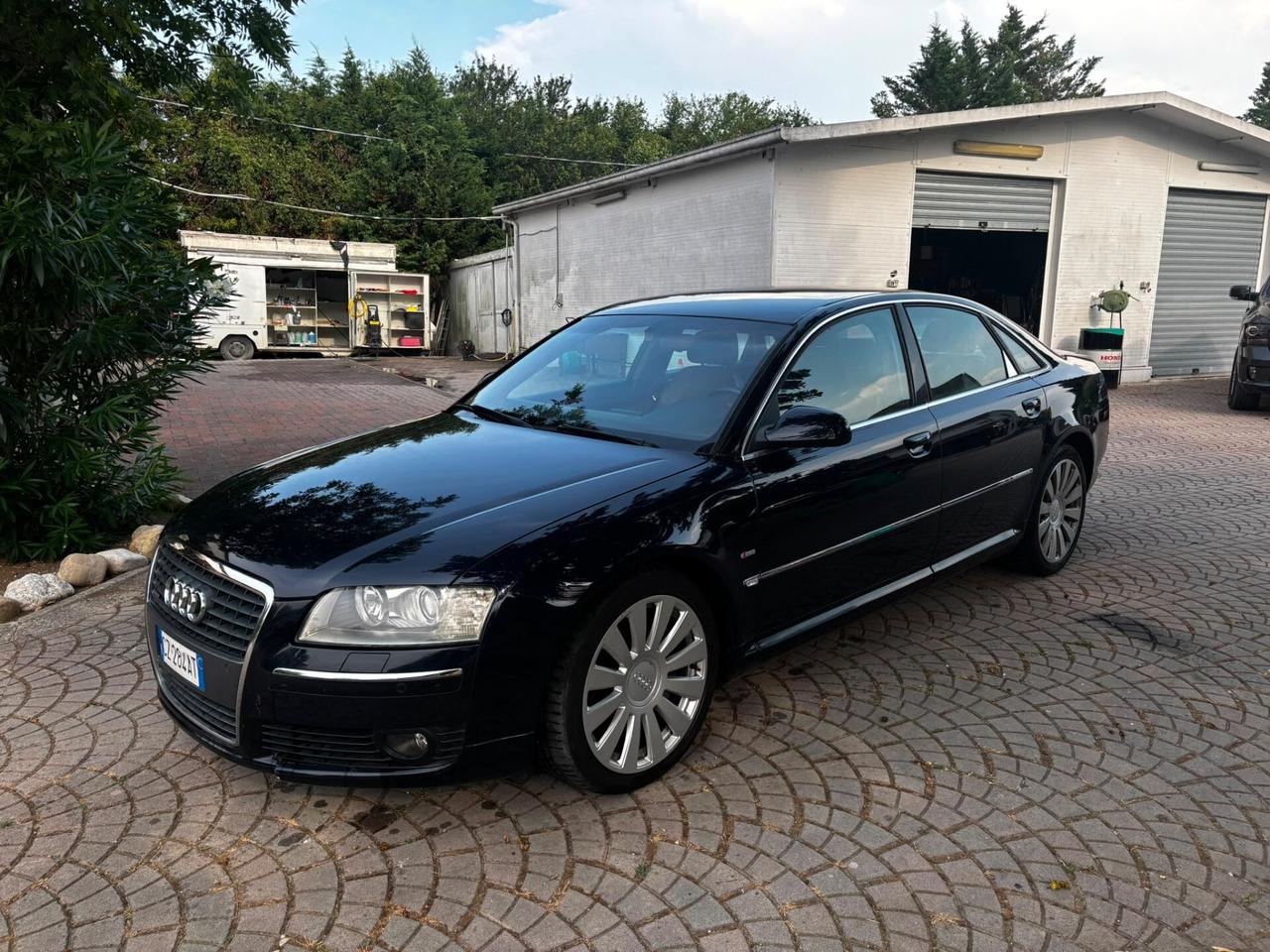 Audi A8 4.2 V8 TDI F.AP. quattro tiptronic SLINE PERMUTABILE