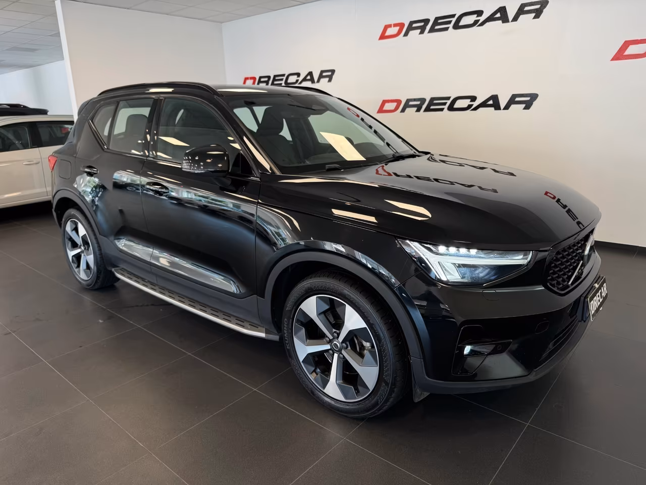 Volvo XC40 B3 automatico Plus Dark BLACK PACK UNIPROP. PEDANE