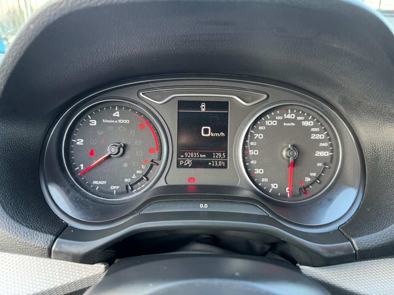 Audi Q2 30 TDI Business