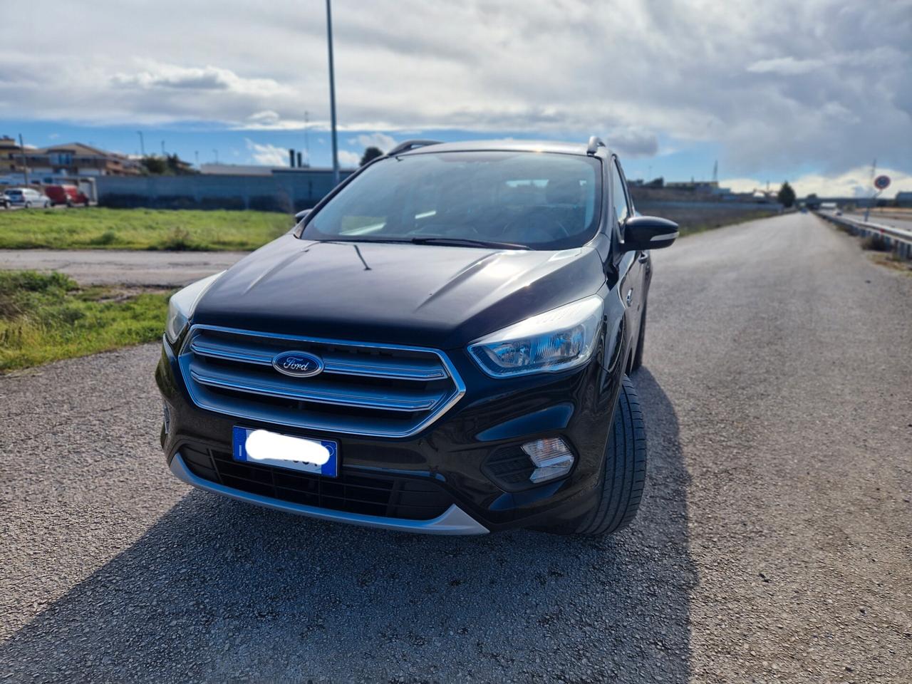 Ford Kuga 1.5 TDCI 120 CV S&S 2WD Business