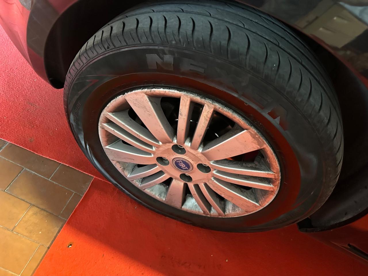 Fiat Punto 1.4 8V 5 porte Easypower Lounge