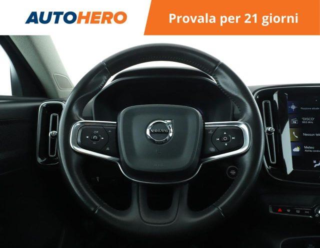 VOLVO XC40 D4 AWD Geartronic Momentum