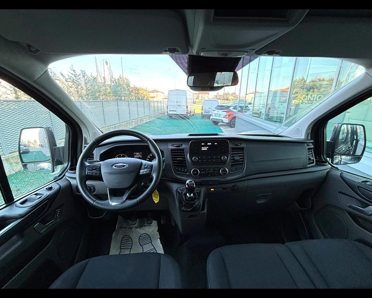 FORD Transit Custom 320 2018 - Transit Custom 320 2.0 tdci 150cv Trend combi L2H1 E6.2