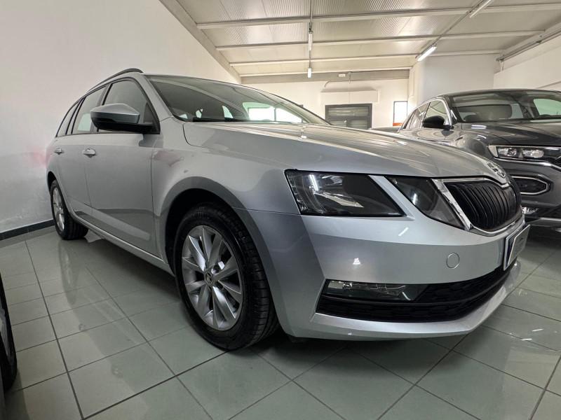 SKODA Octavia 1.5 DSG Wagon Ambition G-Tec