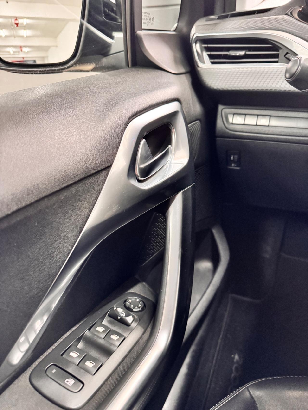 Peugeot 2008 PureTech 1.2 110 Cv EAT6 - 11/2019