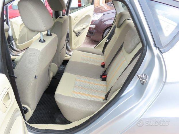 FORD Fiesta 1.2 BENZINA 5 PORTE FULL KM CERTIF2009