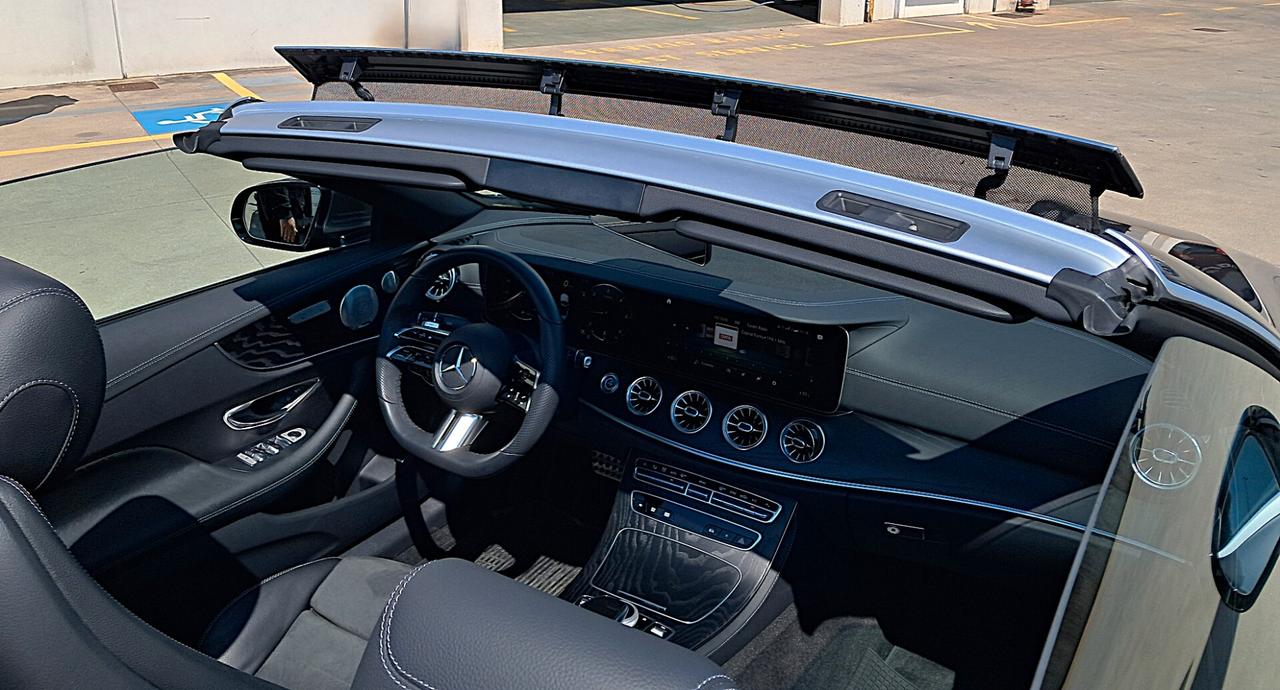 Mercedes-benz E 220 Mercedes-Benz E 220 Cabrio d Premium Plus AMG Line