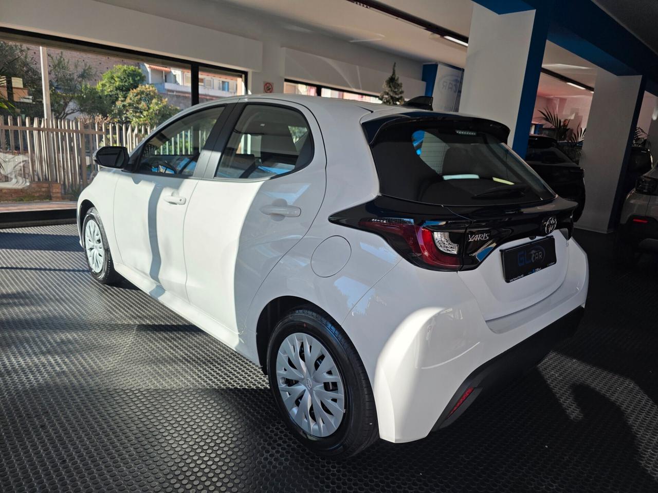NUOVA Toyota Yaris 1.5 Hybrid 5 porte Active