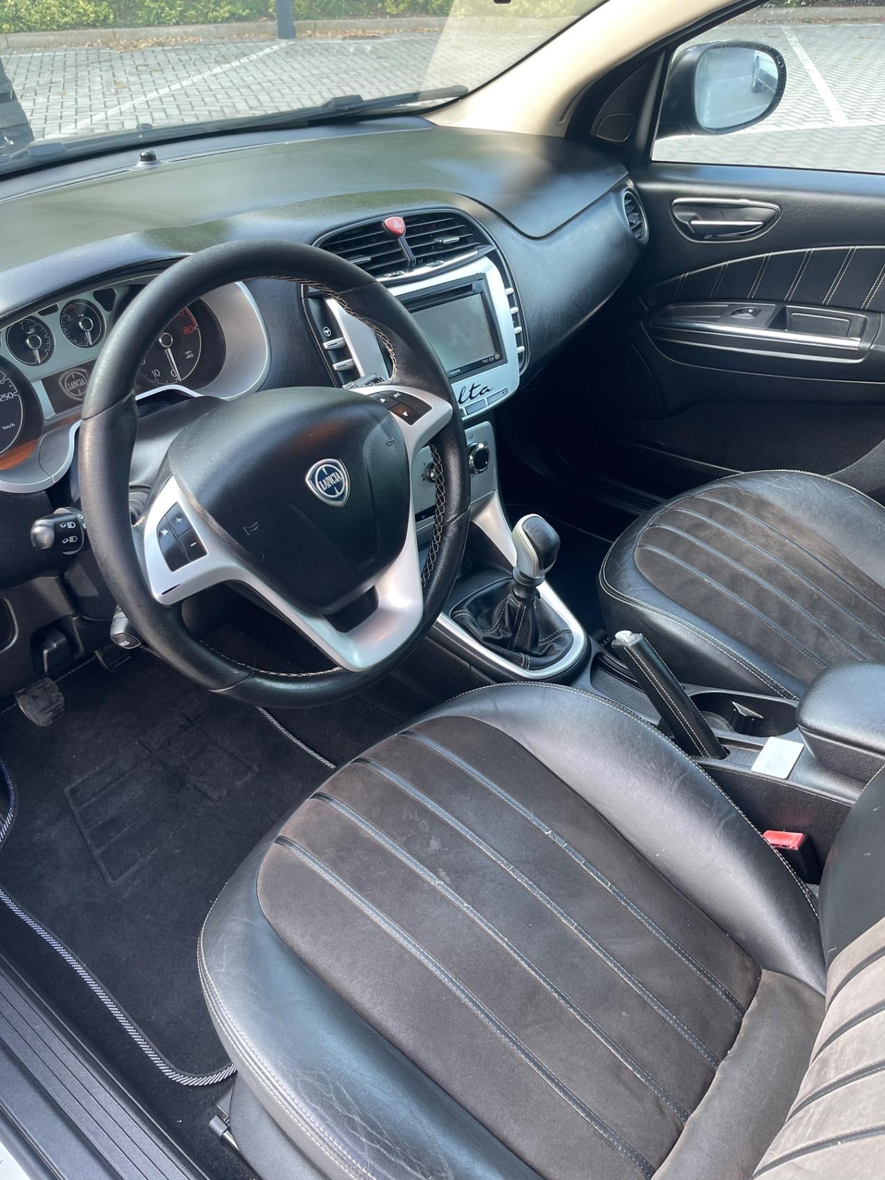 Lancia Delta 1.4 T-Jet 120 CV Platino Ecochic GPL