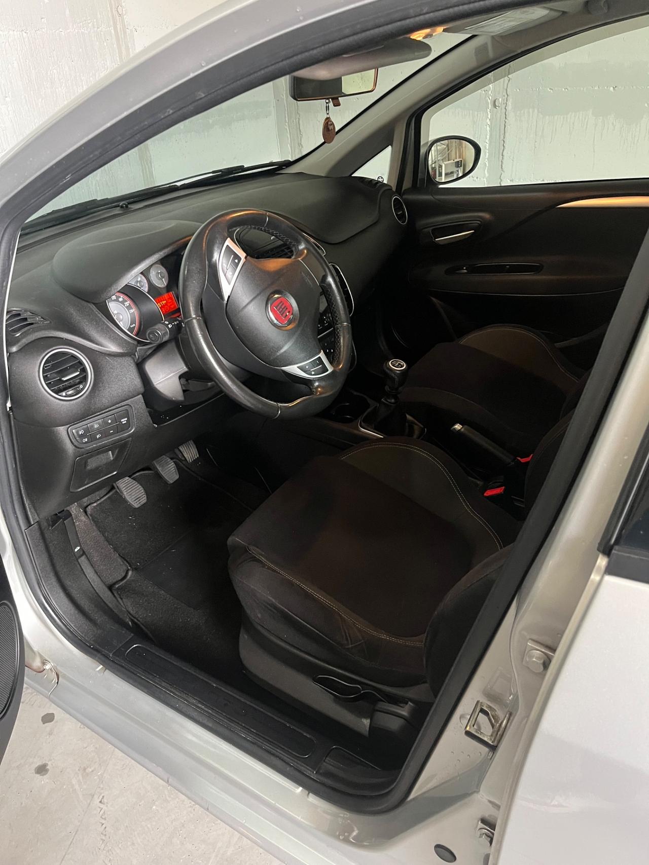 Fiat Punto 1.4 Lounge OK neopatentati