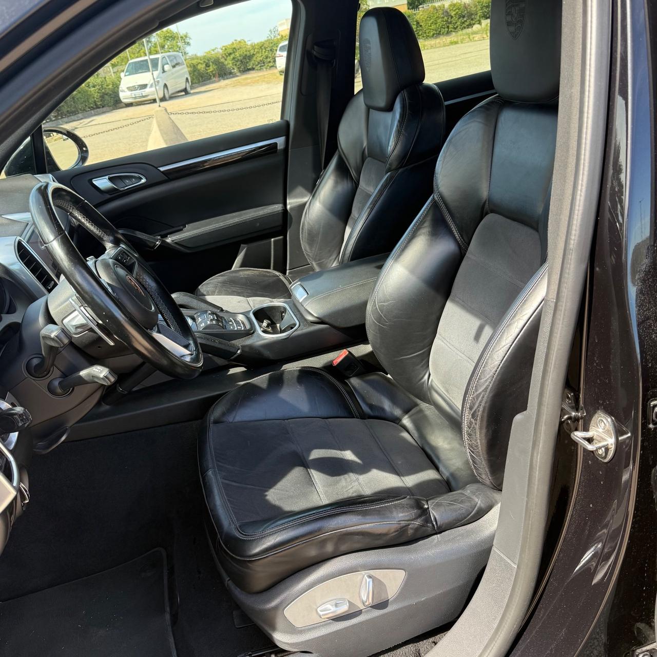 Porsche Cayenne 3.0 Diesel Platinum Edition