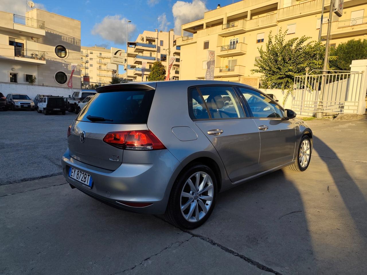 Volkswagen Golf Business 1.6 TDI 5p. Highline BlueMotion Technology
