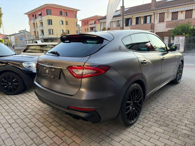 MASERATI Levante V6 Diesel 275 CV AWD Gransport