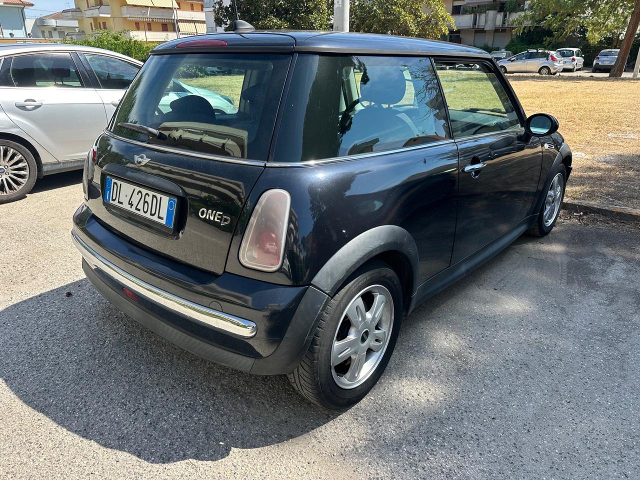 Mini 1.4 tdi One D de luxe 2008