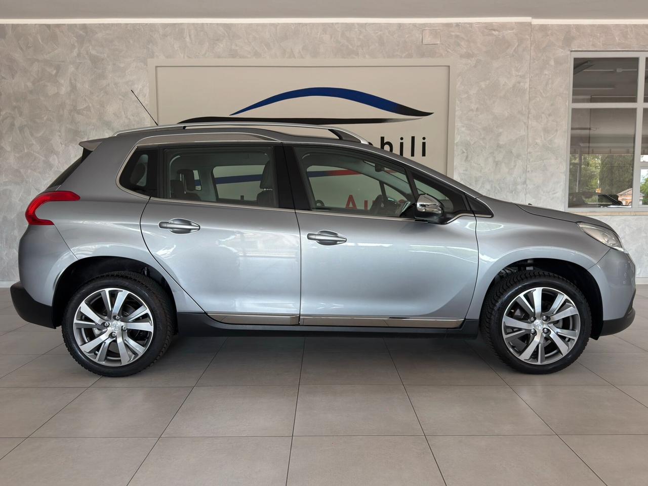 Peugeot 2008 1.6 VTi 120CV Allure