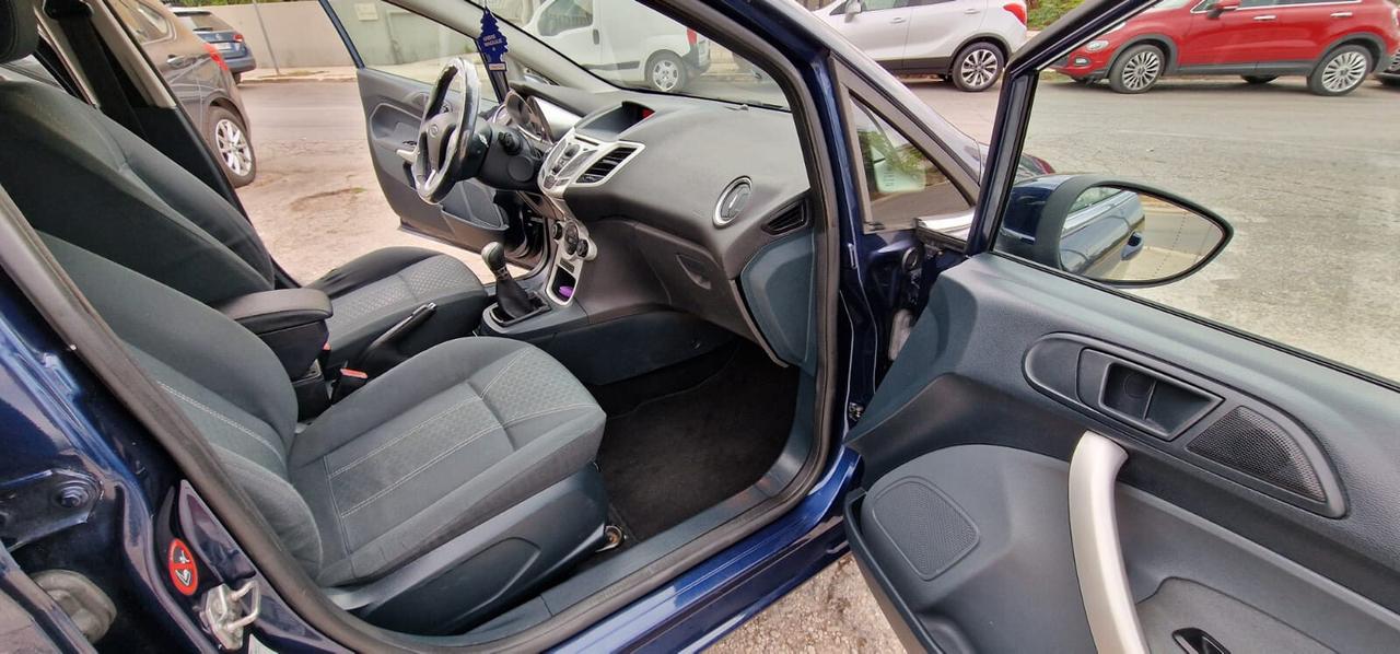Ford Fiesta 1.2 Benz 5 porte Titanium 2011