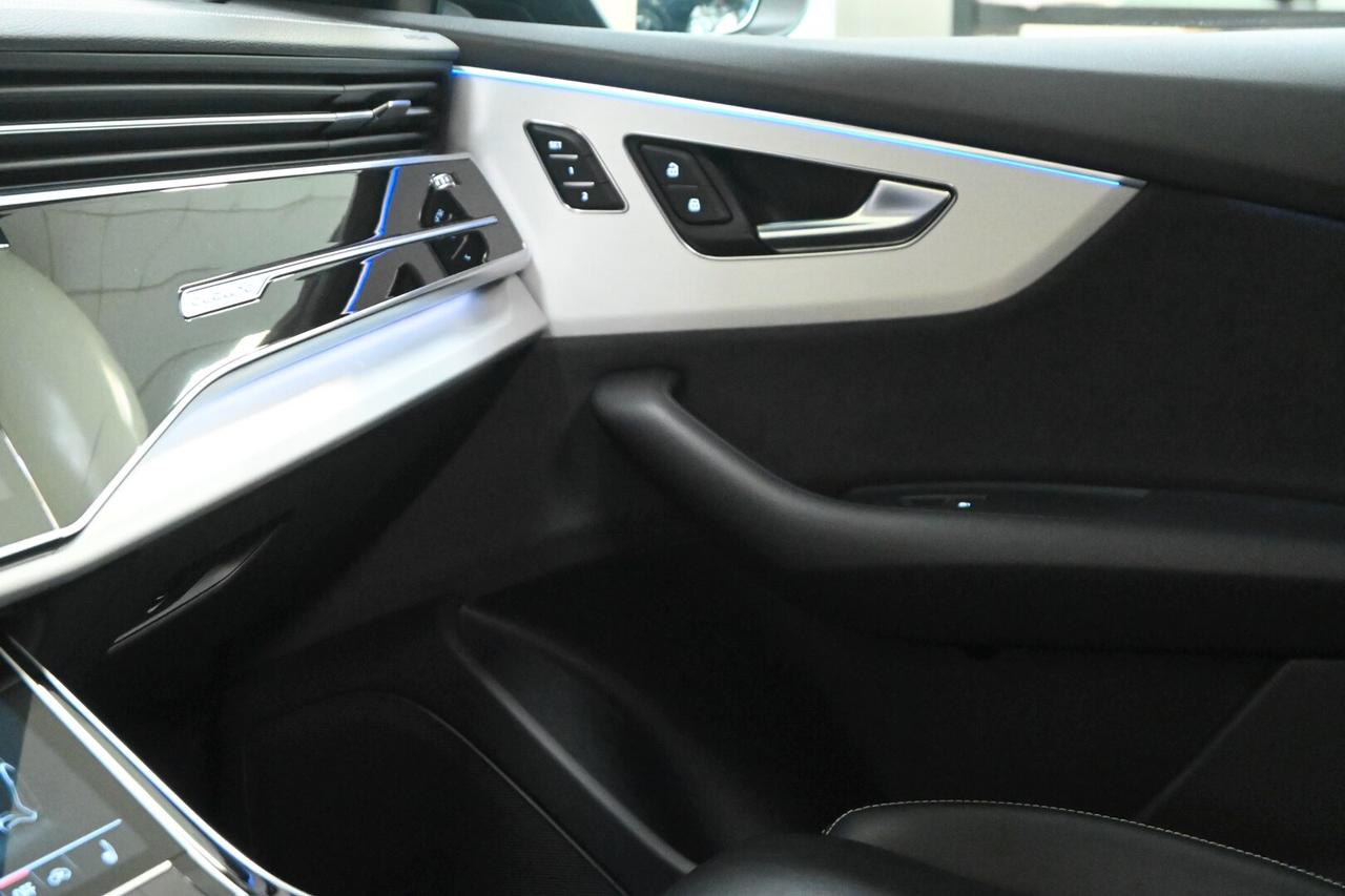 AUDI Q8 Q8 50 TDI 286 CV quattro tiptronic Sport