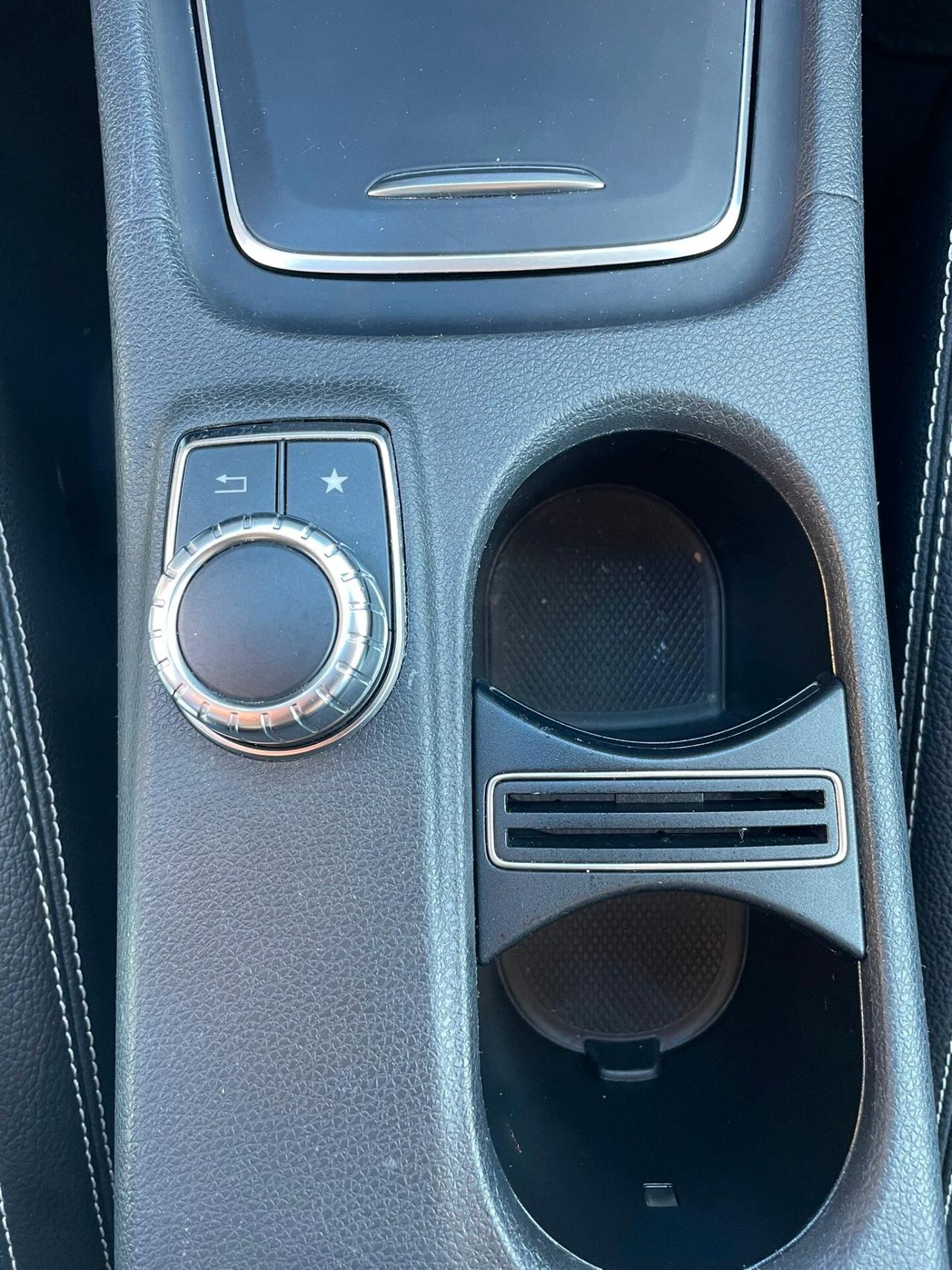 Mercedes-benz GLA 200 d Automatic Premium