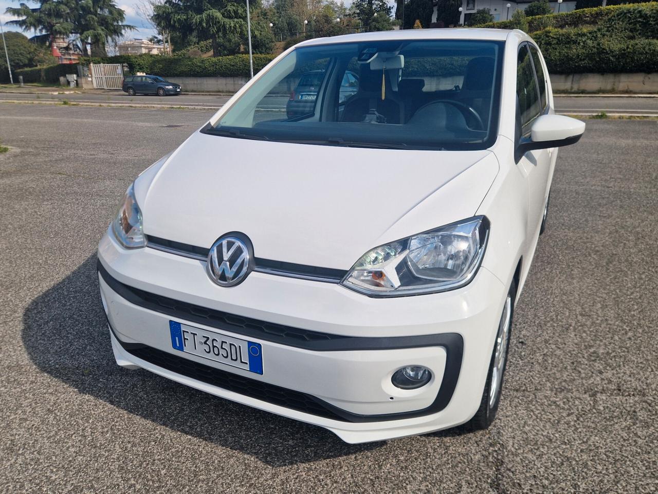 Volkswagen up! 1.0 75cv 5 porte 93 mila km