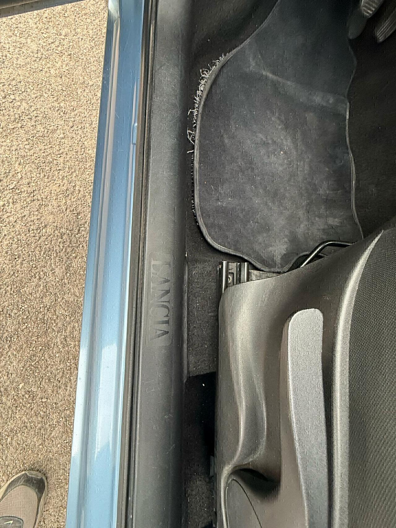 Lancia Ypsilon 1.2 Versus