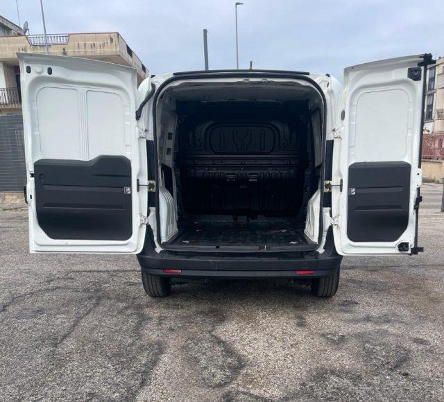 FIAT DOBLO' 1.6 M-JET 105CV FURGONE 3 POSTI - 2019