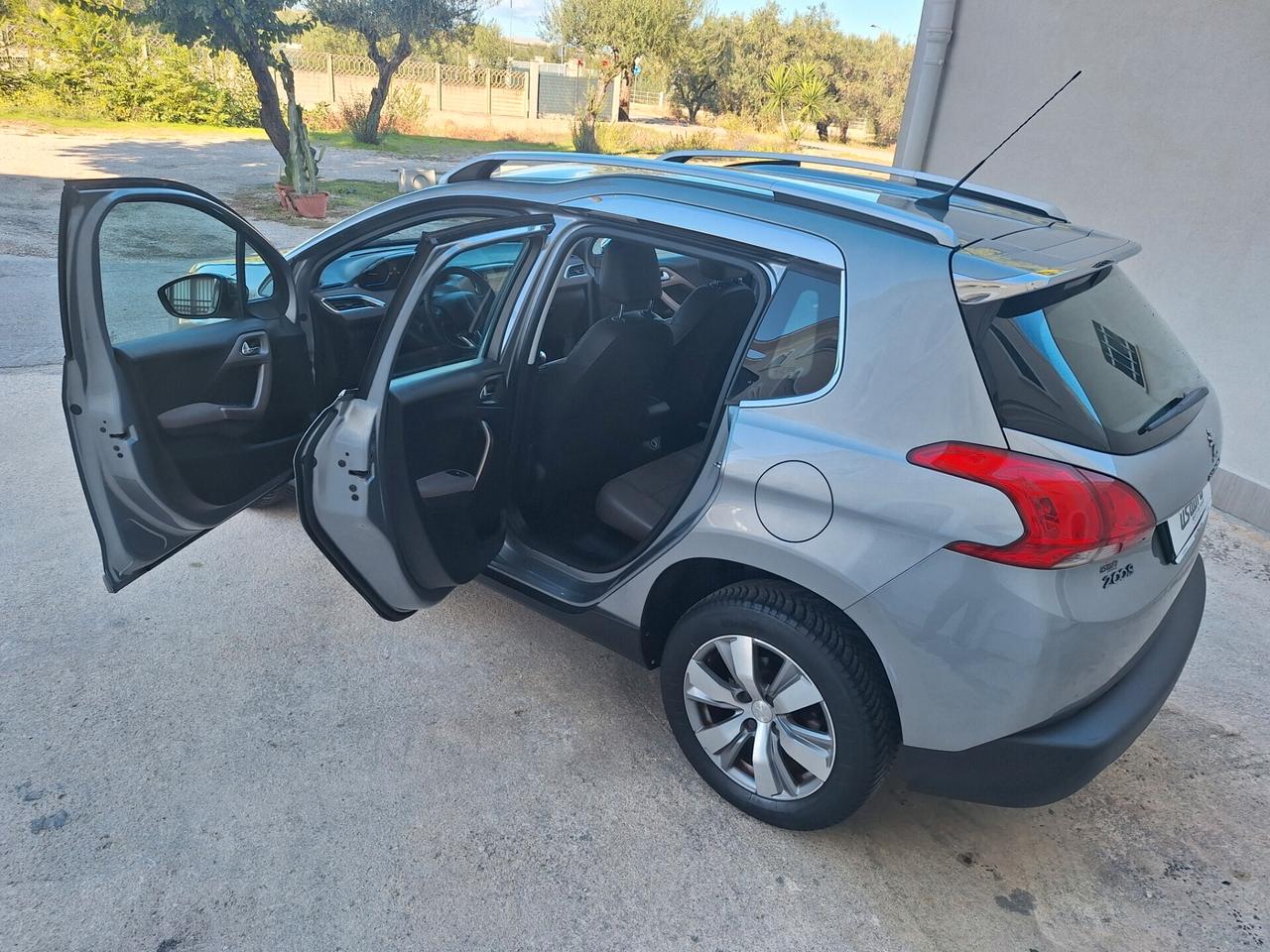 Peugeot 2008 1.6 hdi 120 cv Allure NAVI FULL