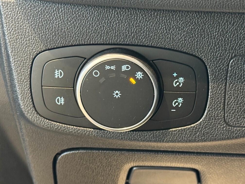 Ford Focus 1.5 ecoboost ST-Line Led Navi App conn 18"