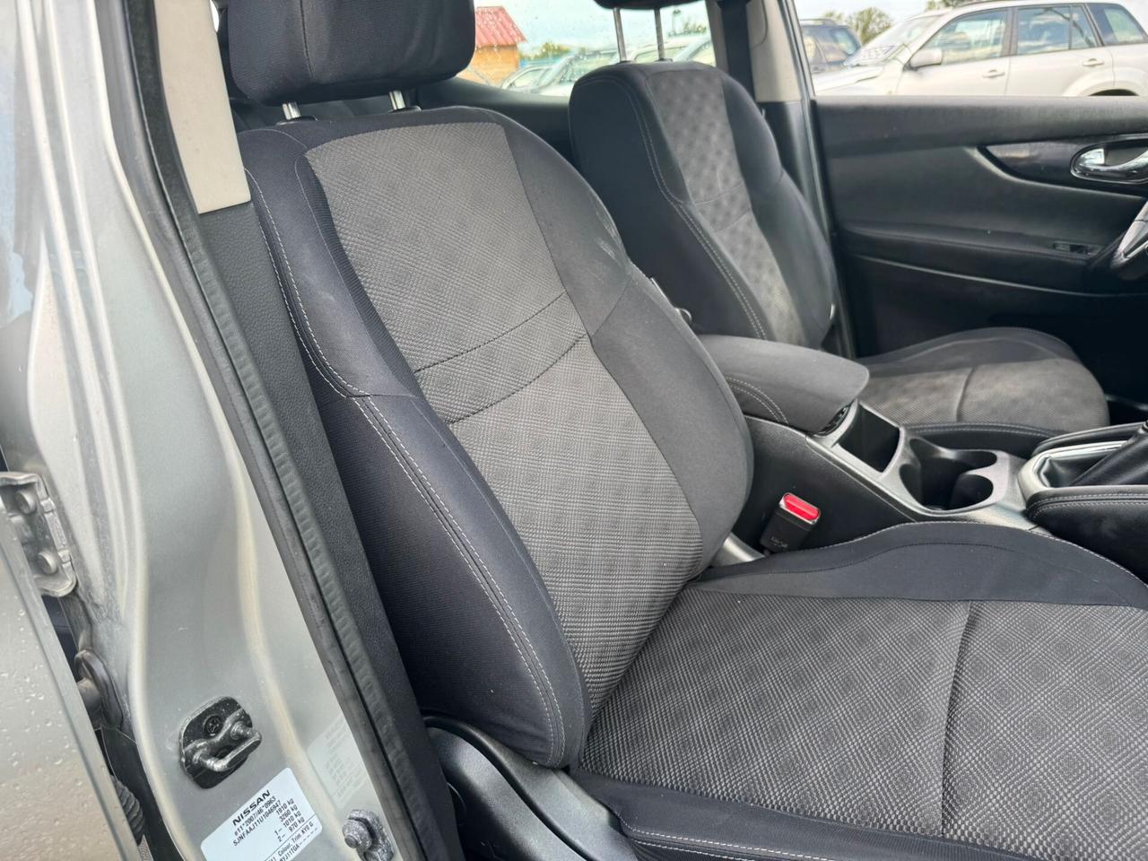 Nissan Qashqai 1.5 dCi SOLAMENTE 89.000 KM