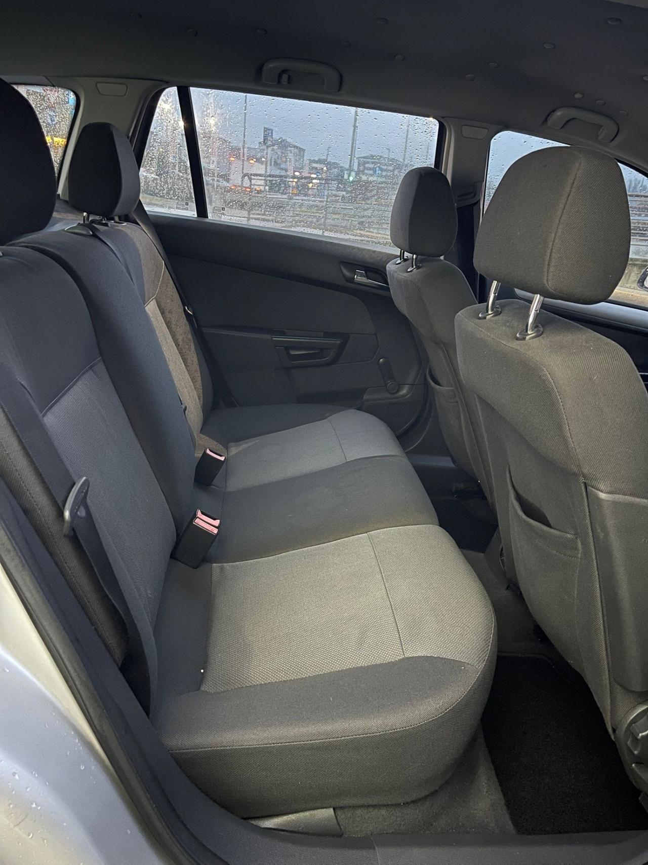 Opel Astra 1.7 CDTI 101CV 5 porte Cosmo