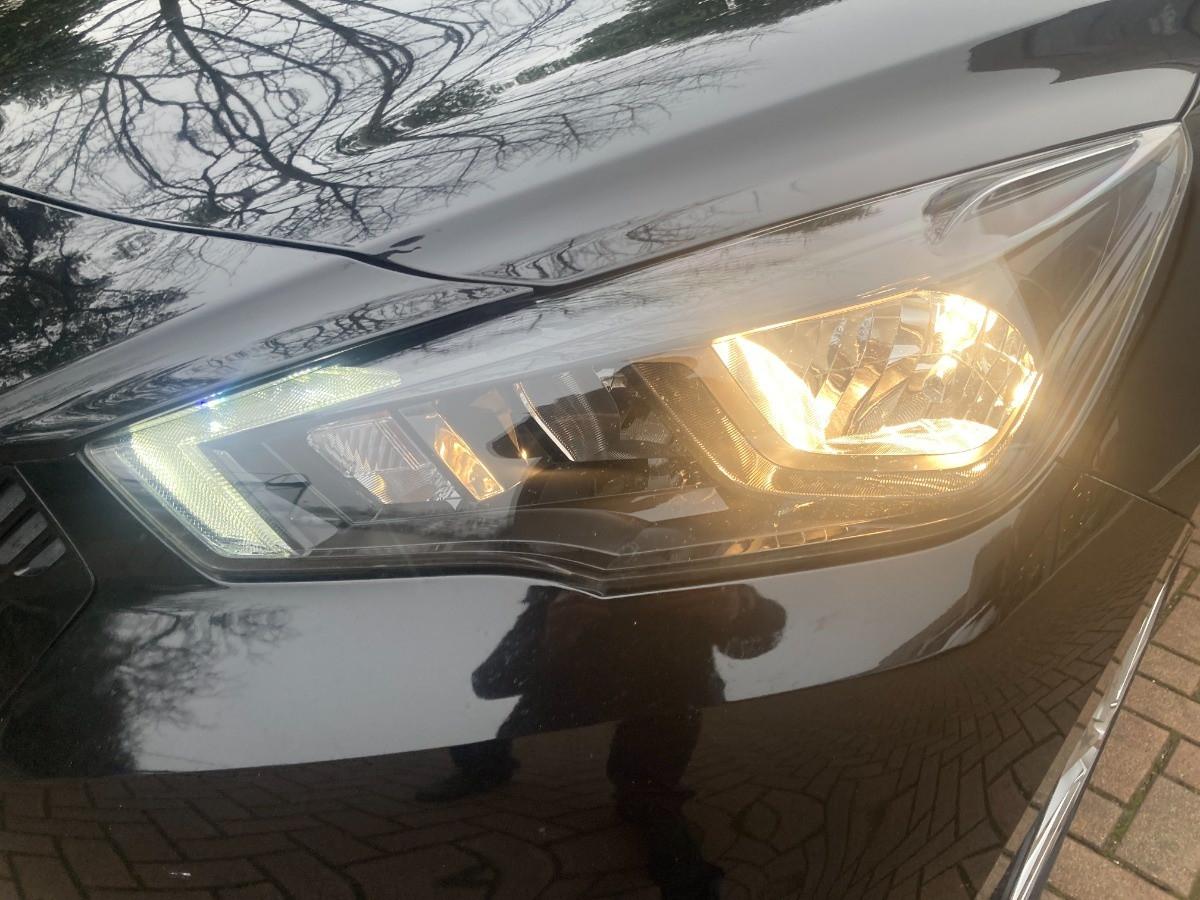 NISSAN Micra 1.0 ig-t Acenta 92cv