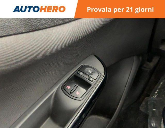 OPEL Corsa 1.2 Coupé b-Color