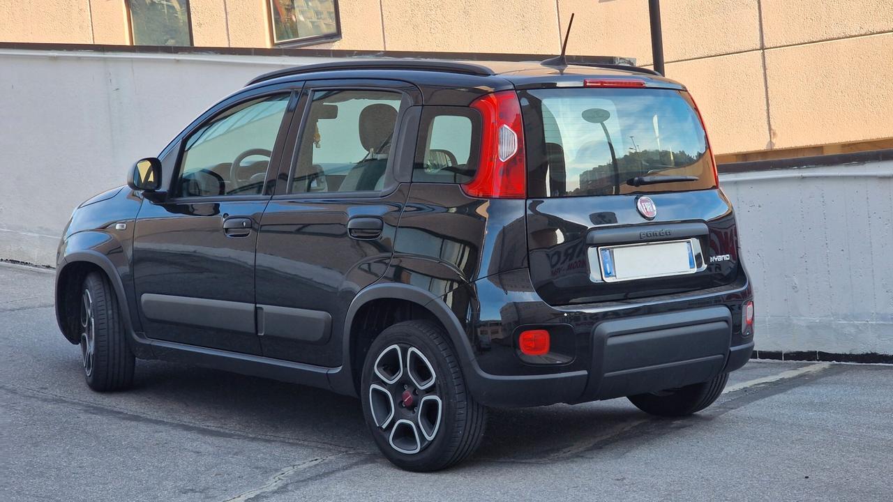 Fiat Panda 1.0 FireFly S&S Hybrid Sport