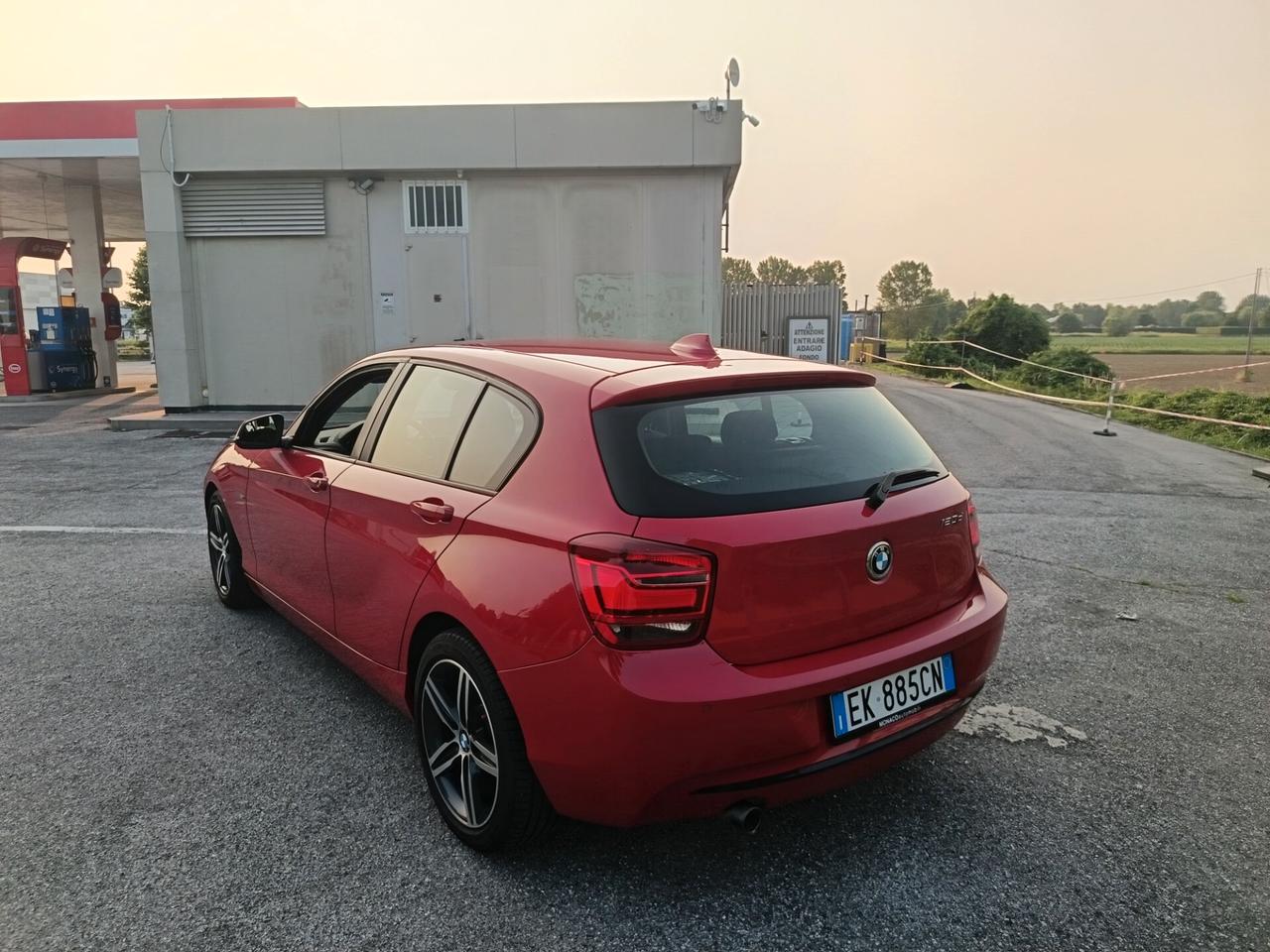 Bmw 120 d sport anno 2011 full
