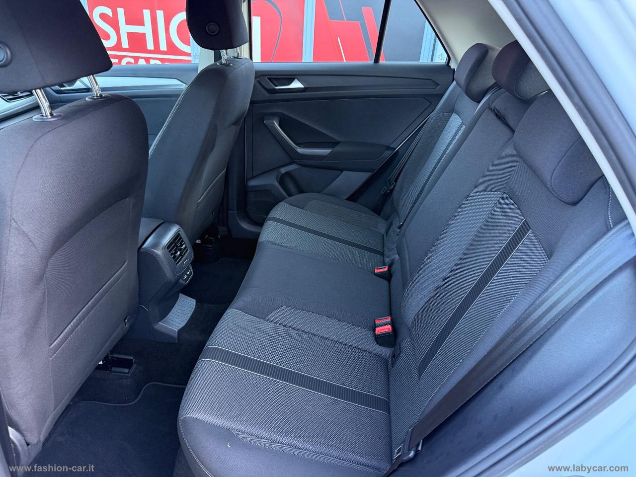 VOLKSWAGEN T-Roc 1.0 TSI Life