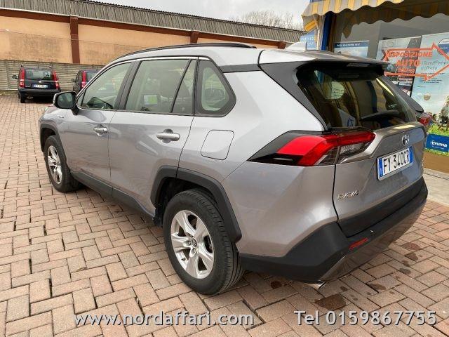 TOYOTA RAV 4 MY23 RAV4 2.5 HV (222CV) E-CVT AWD-i Active